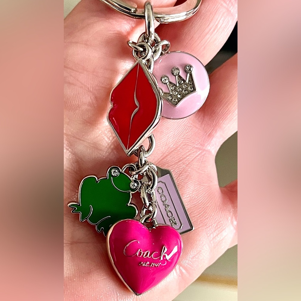Coach 2 Pc Keychain/Bag Charm & Ink Pen New - Picture 8 of 10